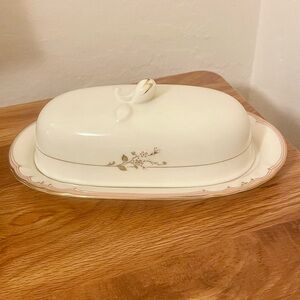 Mikasa Monticello Butter Dish with Floral Design